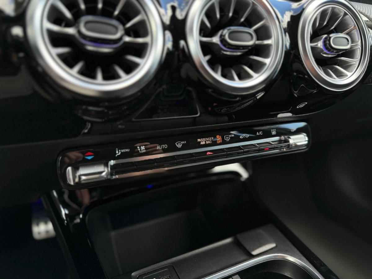 mercedes-benz-classe-a-2021-hibrido-a-gasolina-1332cc