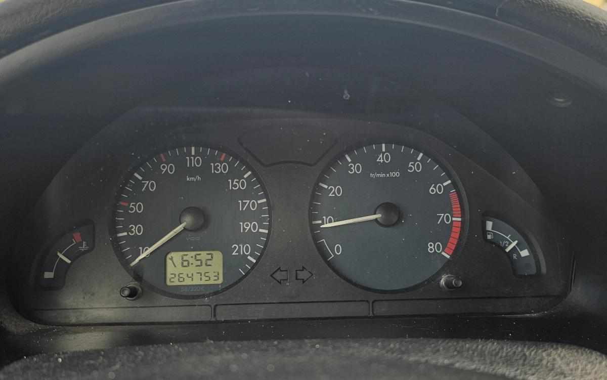 citroen-saxo-1-1-2001-gasolina-1124cc