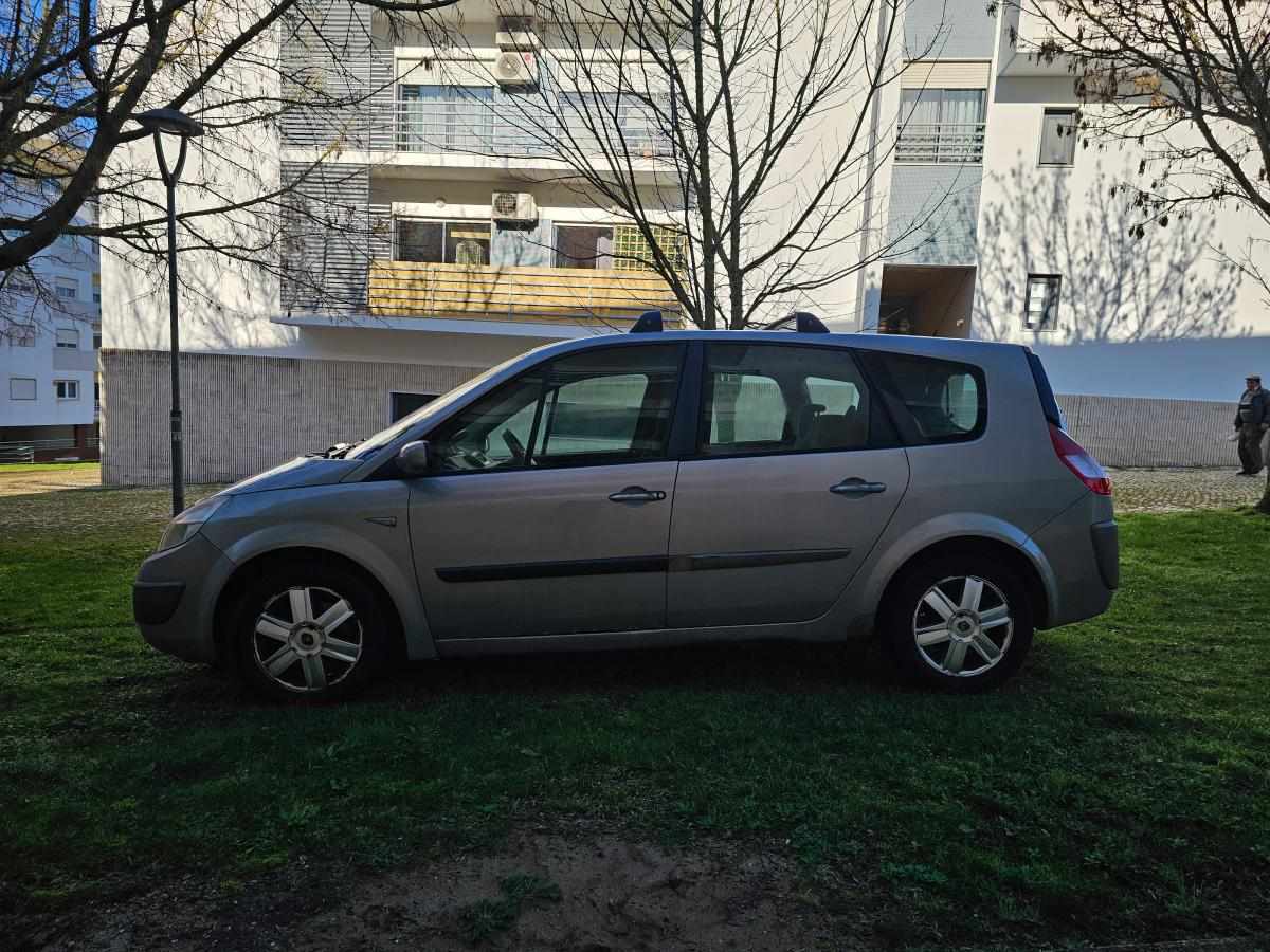 renault-scenic-1-5-dci-2004-diesel-1461cc