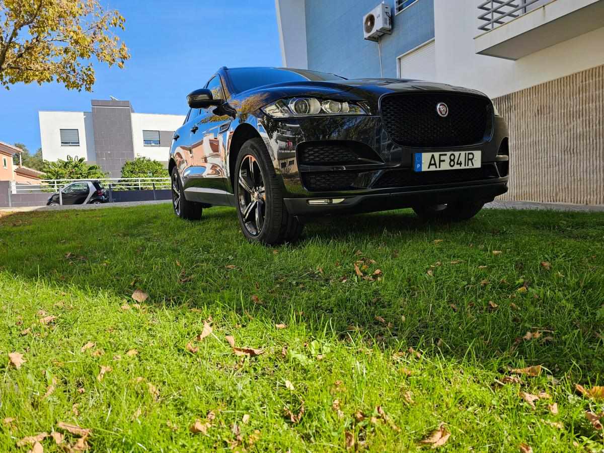 jaguar-f-pace-25d-awd-2018-diesel-1999cc