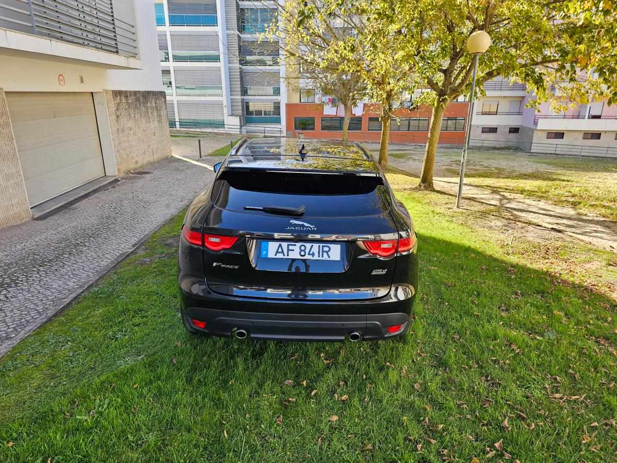 jaguar-f-pace-25d-awd-2018-diesel-1999cc