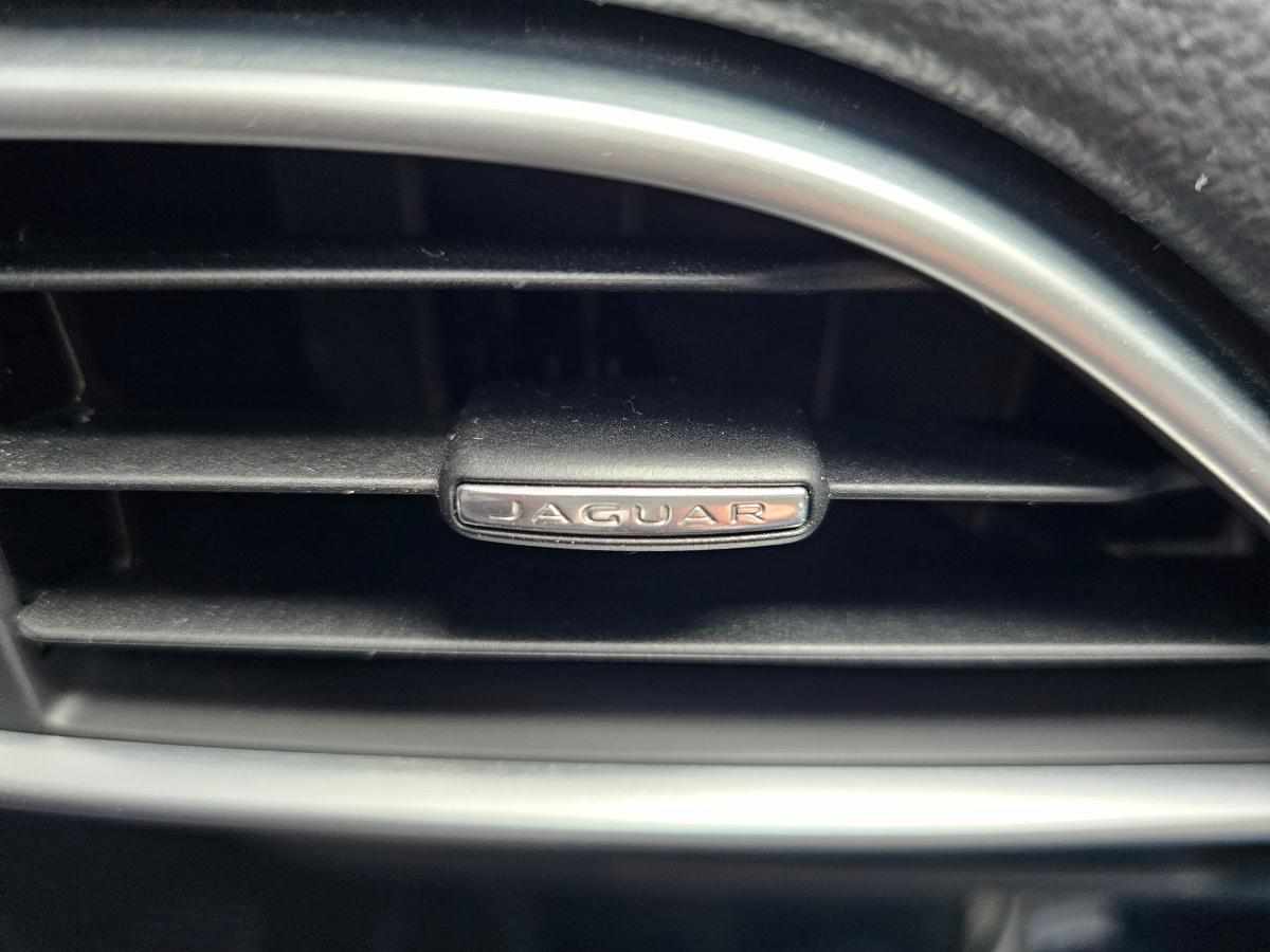 jaguar-f-pace-25d-awd-2018-diesel-1999cc