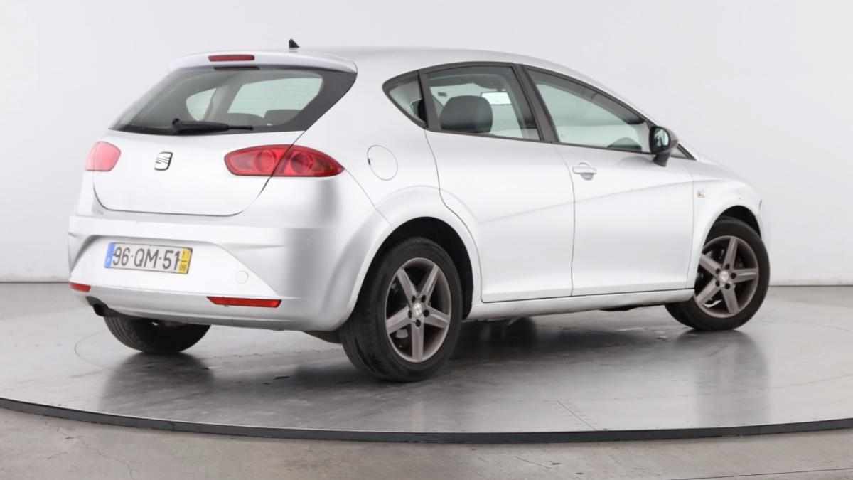 seat-leon-1-6-tdi-2011-diesel-1598cc