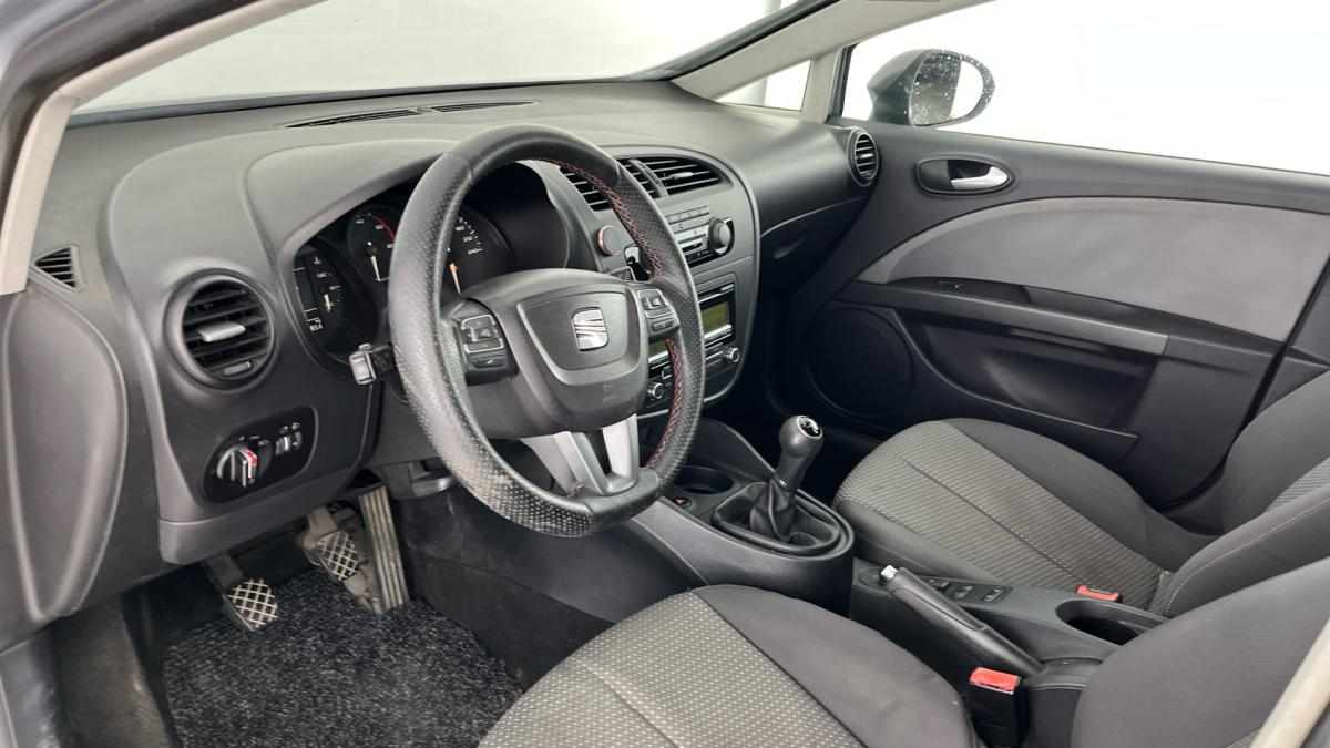seat-leon-1-6-tdi-2011-diesel-1598cc
