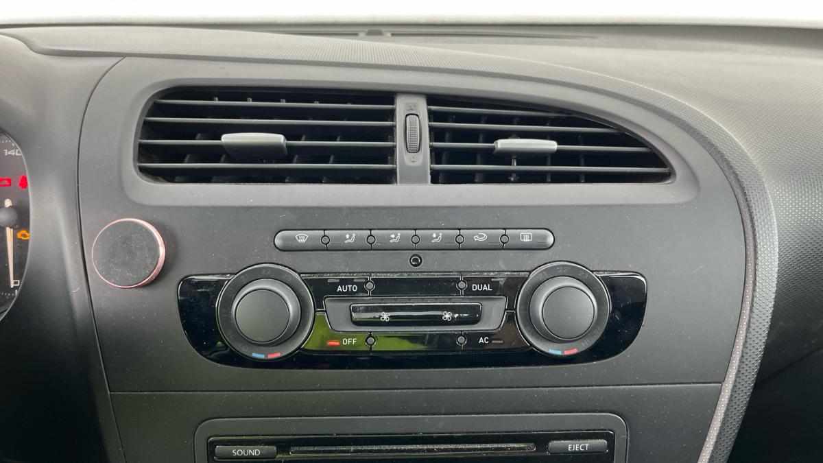 seat-leon-1-6-tdi-2011-diesel-1598cc