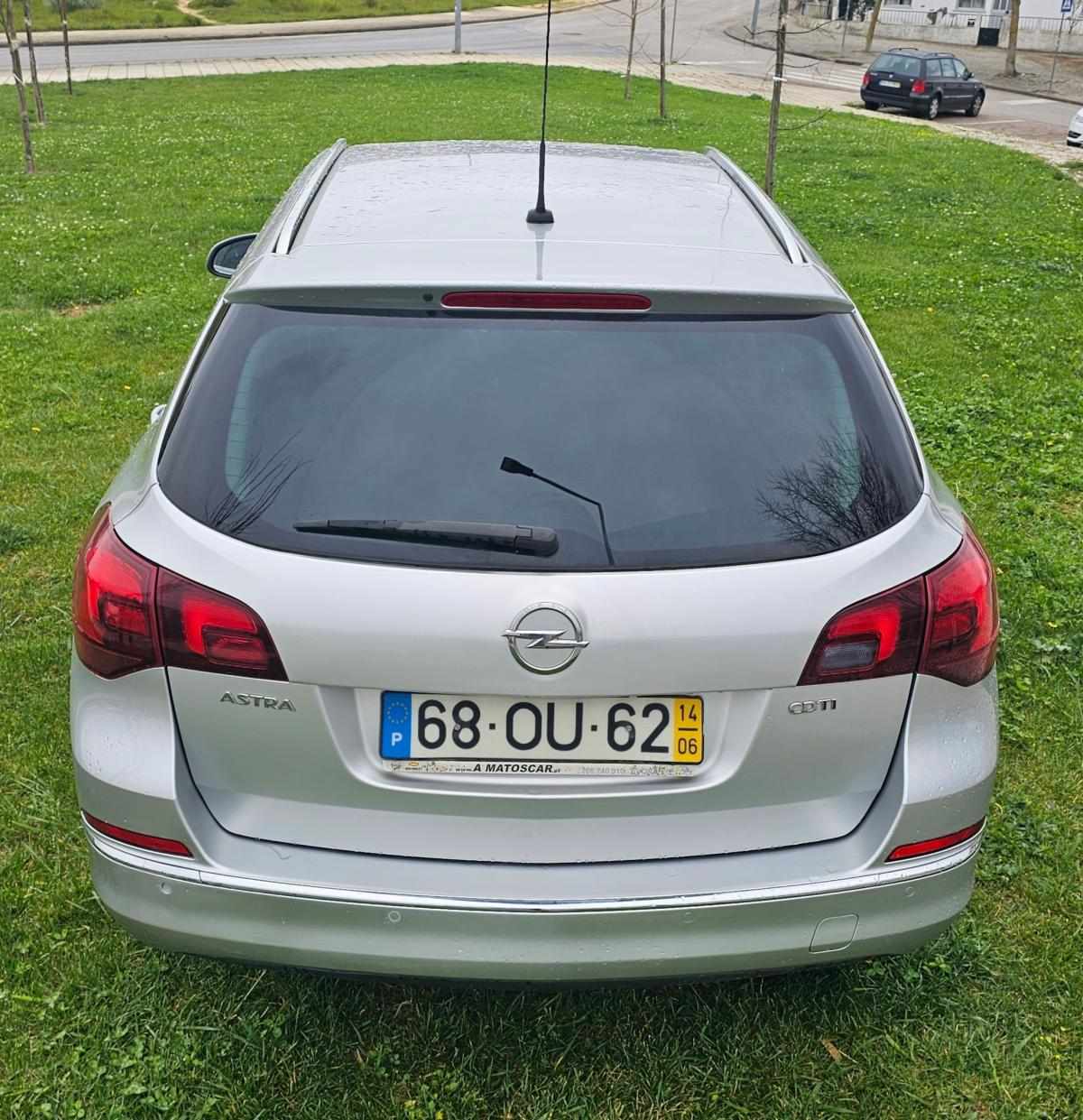 opel-astra-1-6-cdti-2014-diesel-1598cc