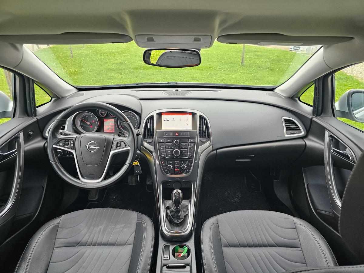 opel-astra-1-6-cdti-2014-diesel-1598cc
