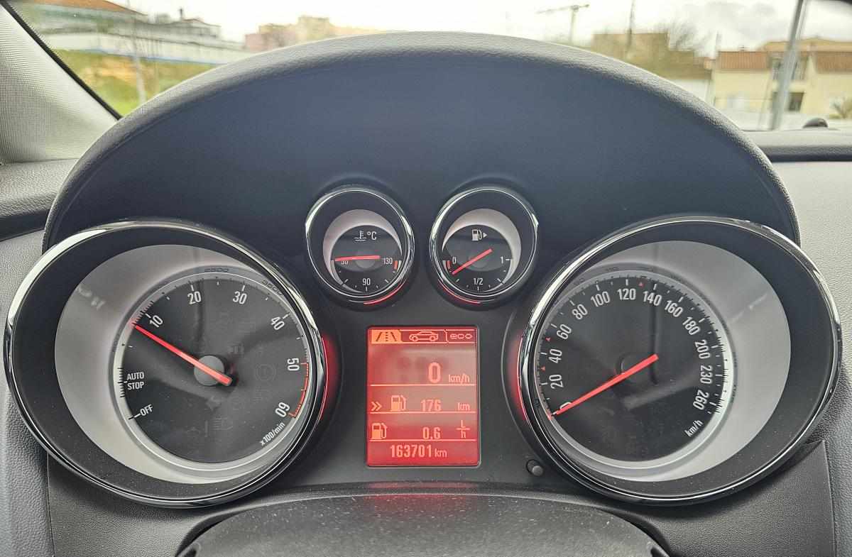 opel-astra-1-6-cdti-2014-diesel-1598cc