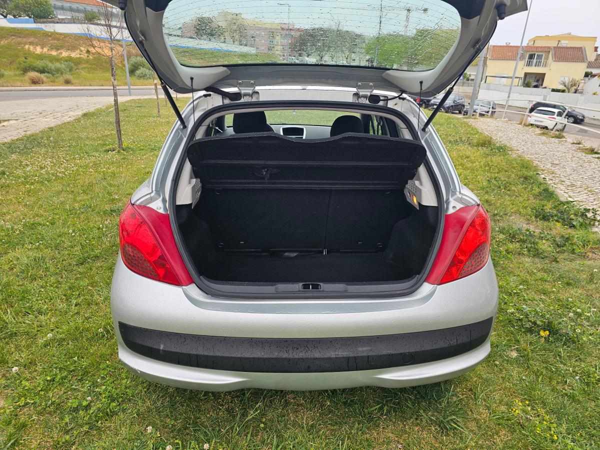 peugeot-207-1-4-hdi-2008-diesel-1398cc