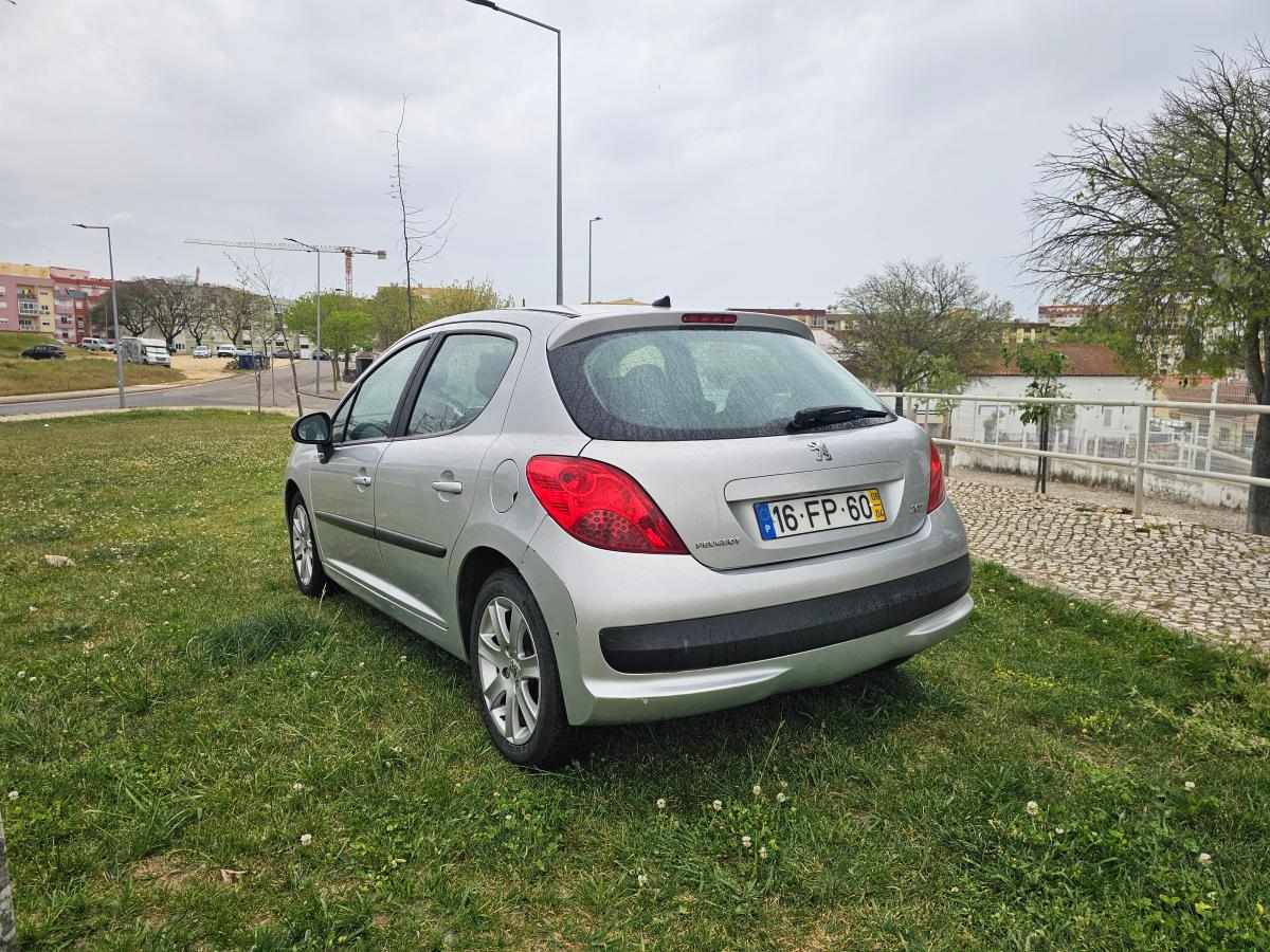 peugeot-207-1-4-hdi-2008-diesel-1398cc