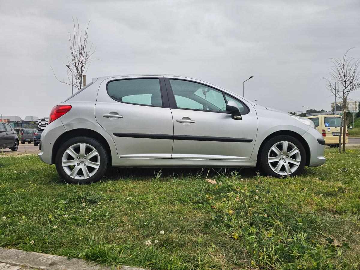 peugeot-207-1-4-hdi-2008-diesel-1398cc