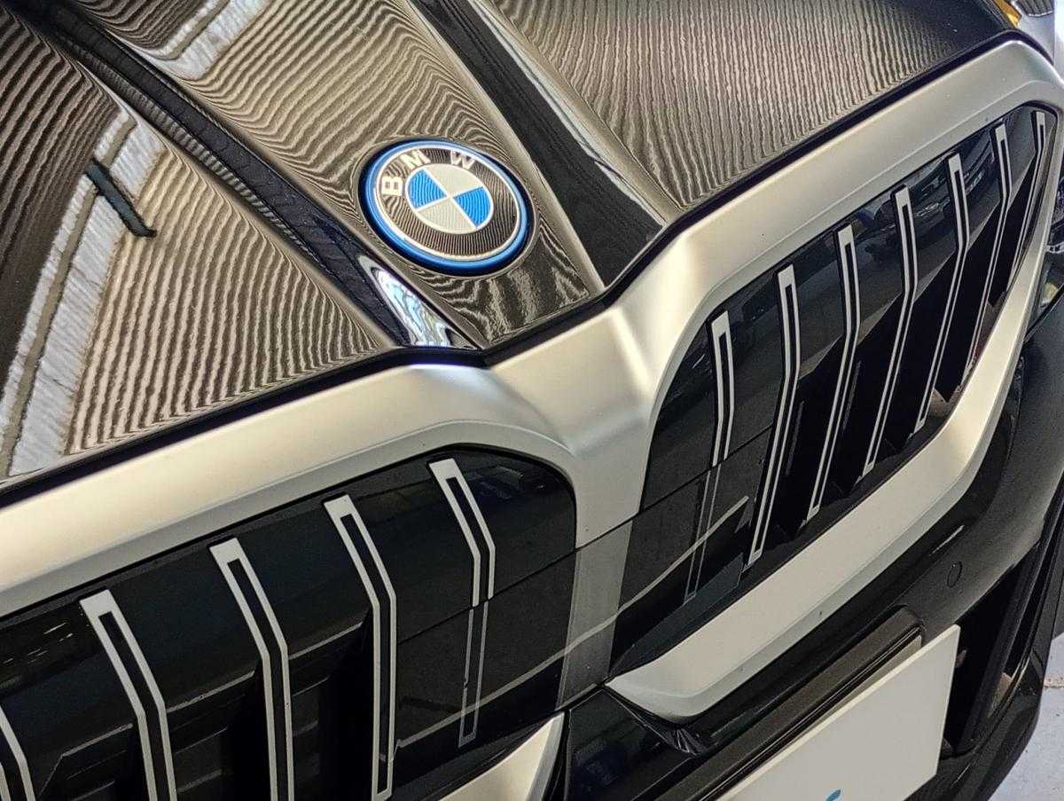 bmw-serie-5-2025-hibrido-a-gasolina-1998cc