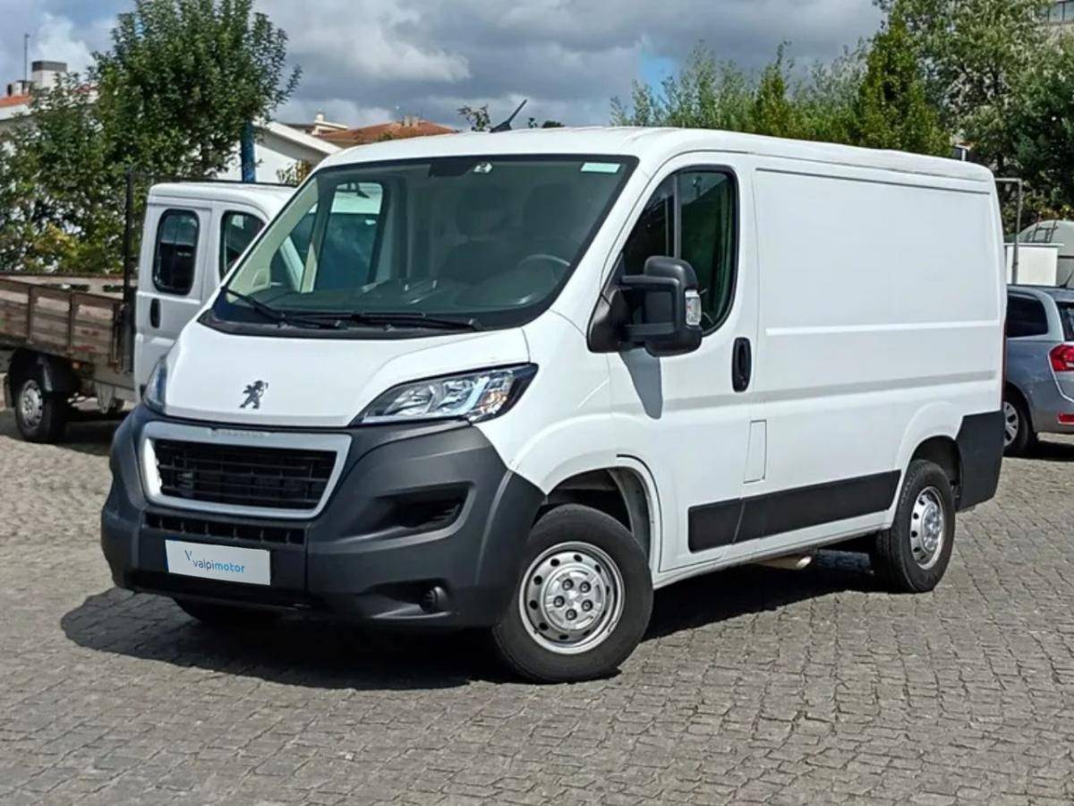peugeot-boxer-2023-diesel-2184cc