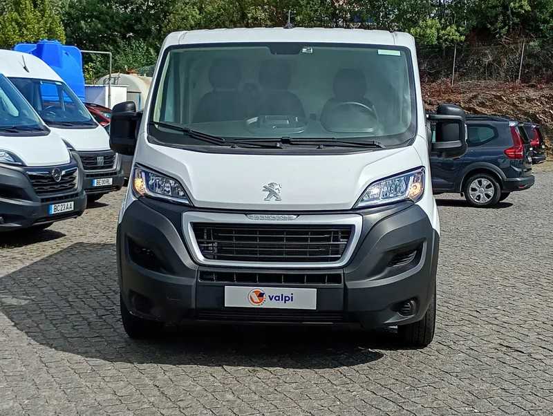 peugeot-boxer-2023-diesel-2184cc