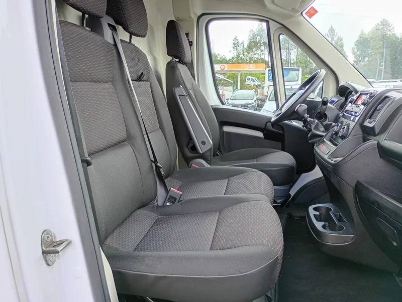 peugeot-boxer-2023-diesel-2184cc
