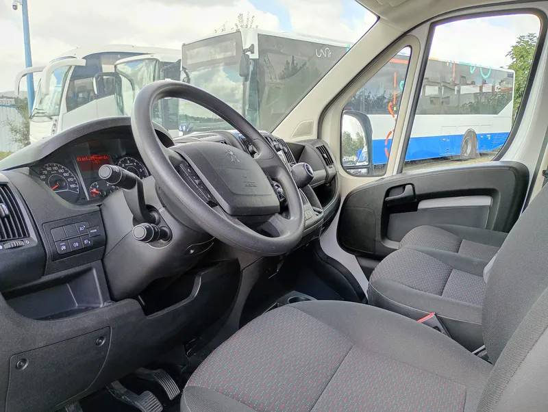 peugeot-boxer-2023-diesel-2184cc
