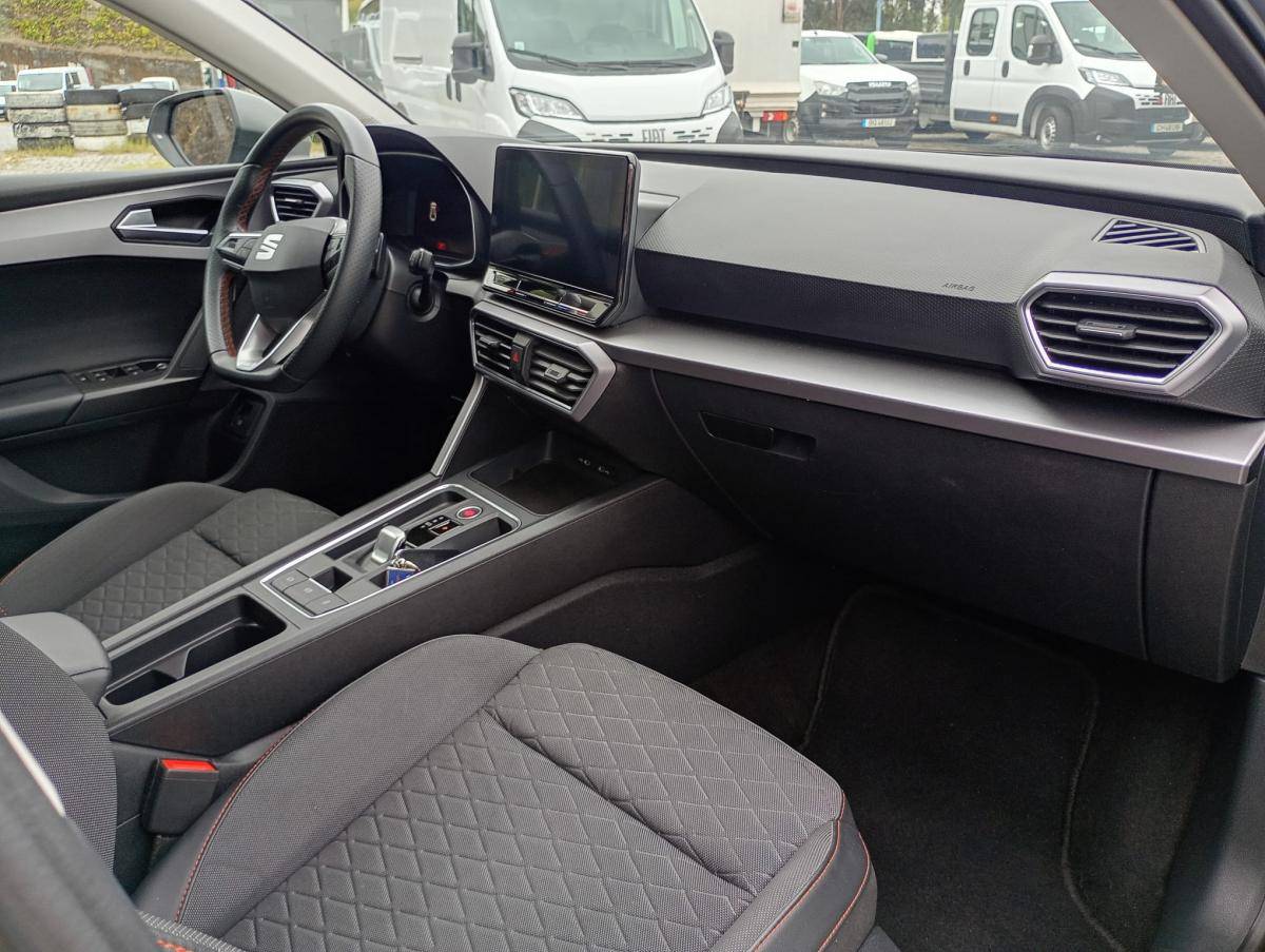 seat-leon-2024-hibrido-a-gasolina-1395cc