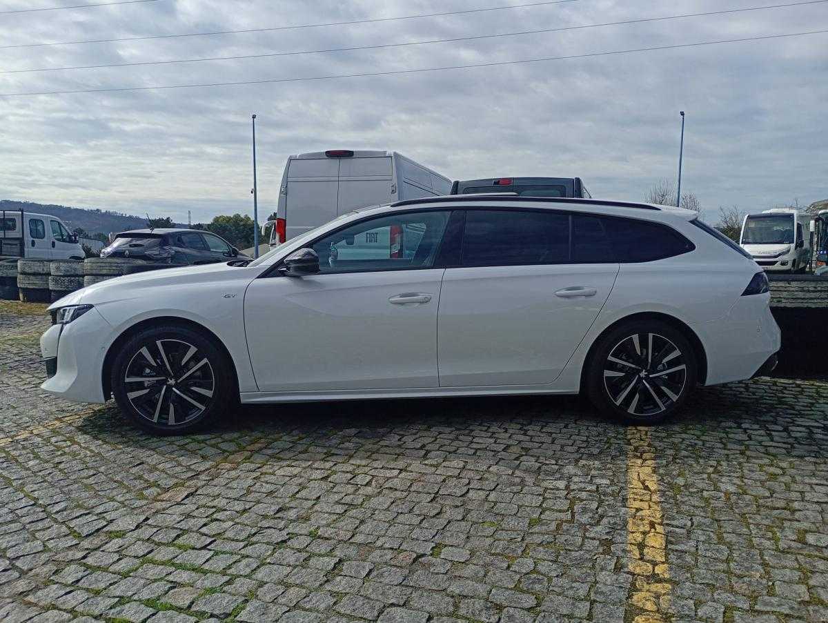 peugeot-508-sw-2023-diesel-1499cc