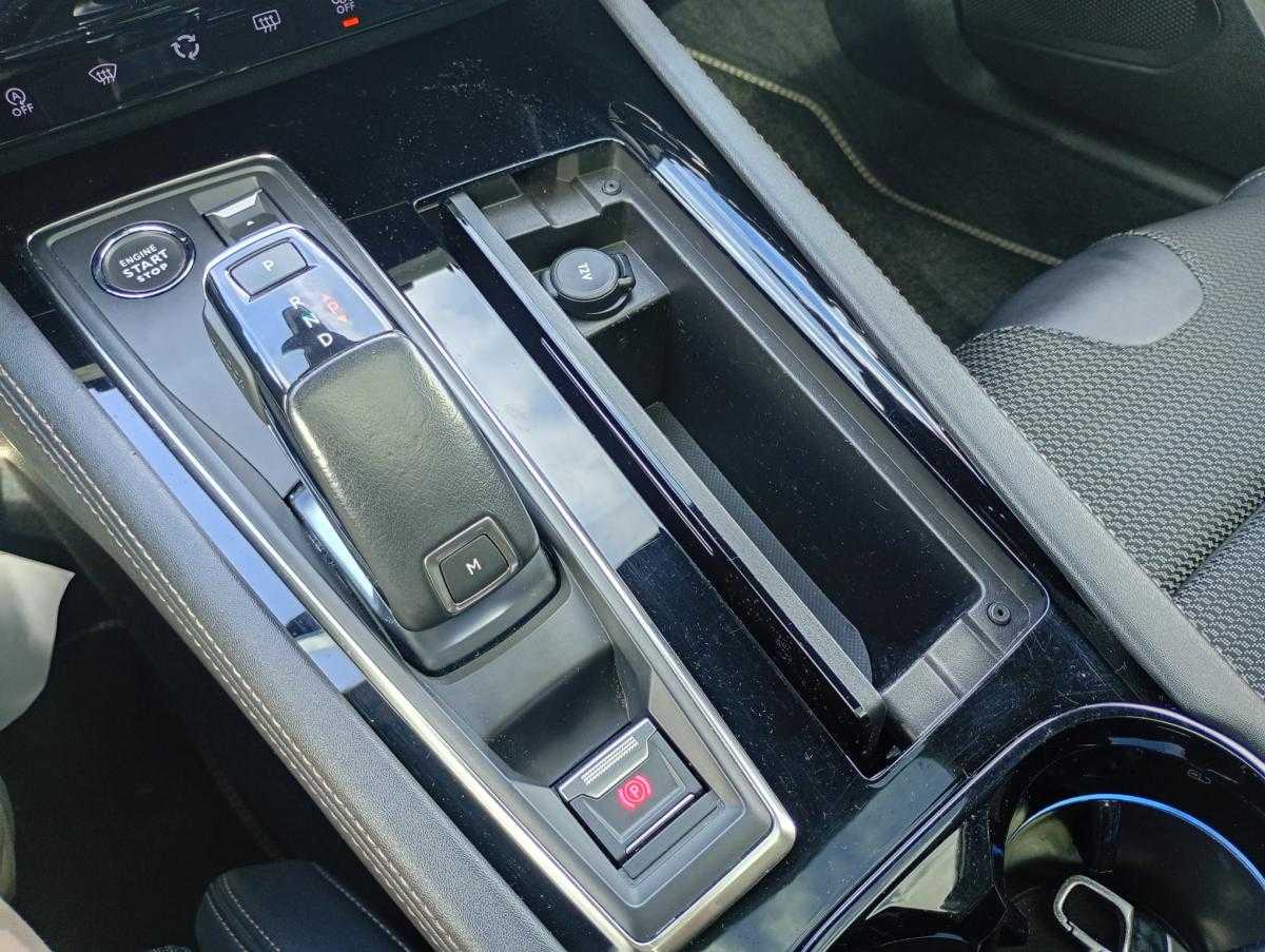 peugeot-508-sw-2023-diesel-1499cc