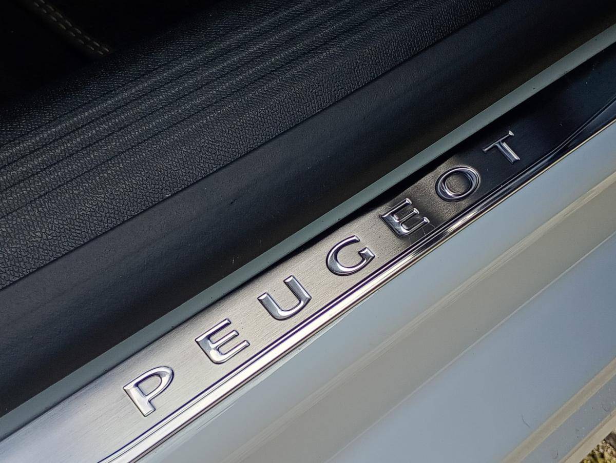 peugeot-508-sw-2023-diesel-1499cc