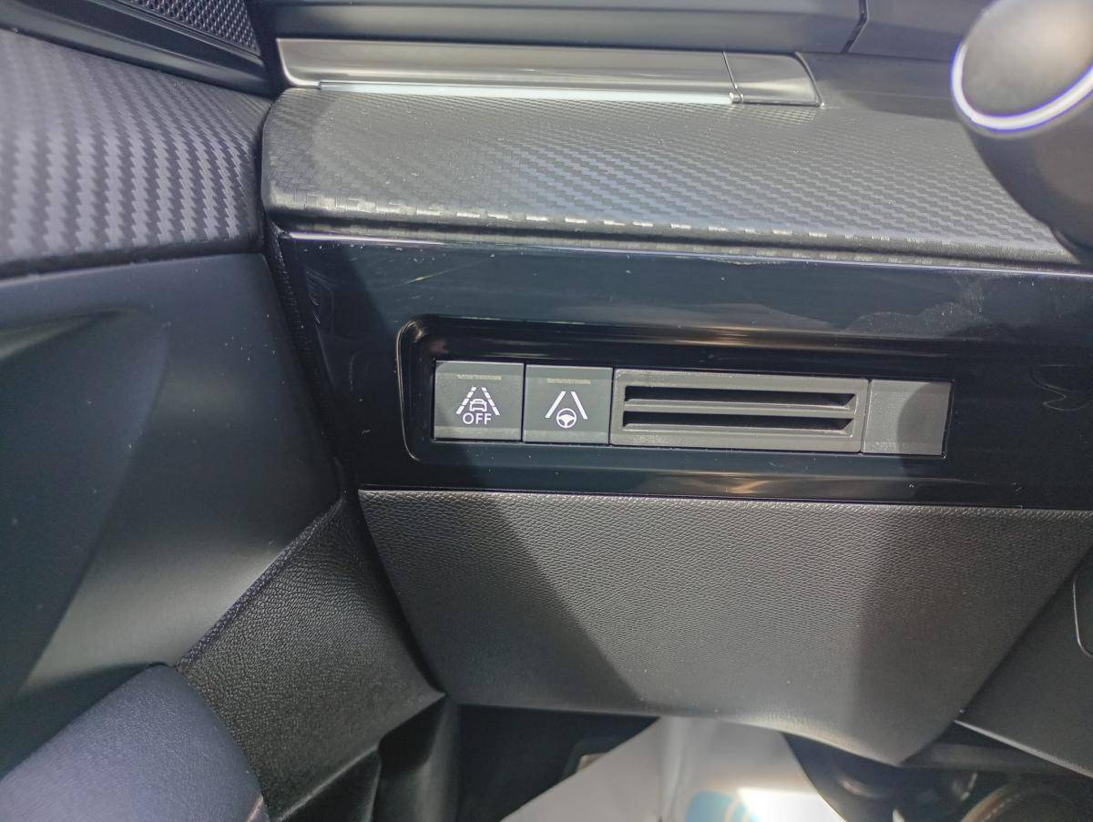 peugeot-508-sw-2023-diesel-1499cc