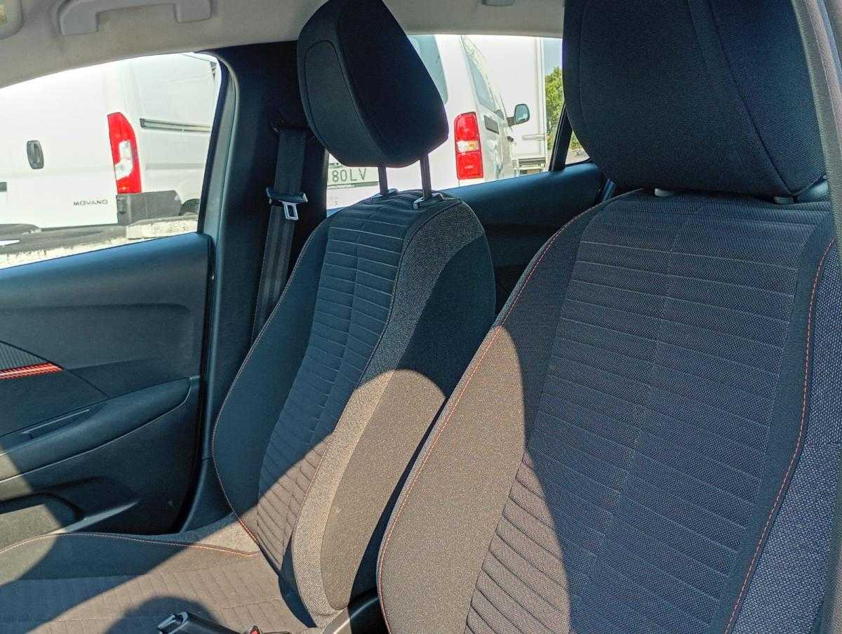 peugeot-208-2022-diesel-1499cc