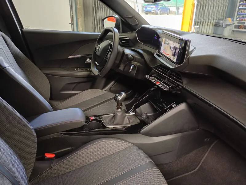peugeot-2008-2024-gasolina-1199cc