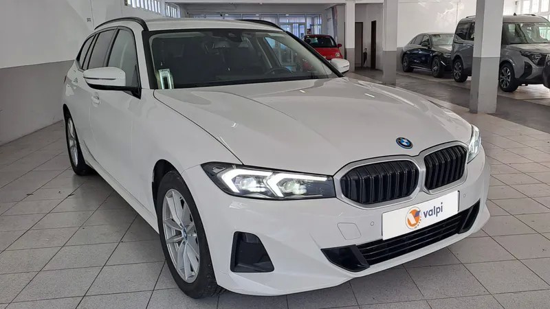 bmw-serie-3-2024-hibrido-a-gasolina-1998cc