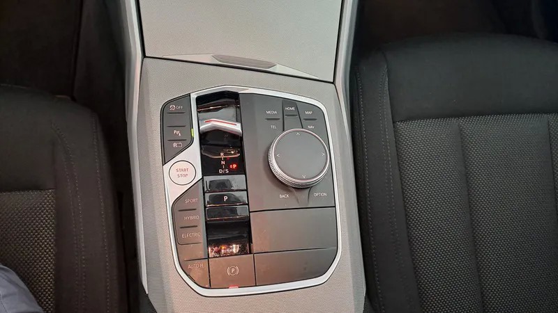 bmw-serie-3-2024-hibrido-a-gasolina-1998cc