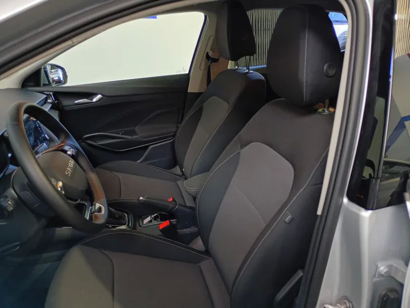 skoda-fabia-2025-gasolina-999cc