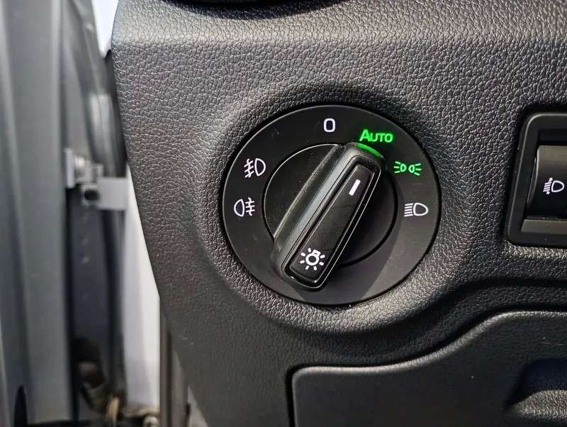 skoda-fabia-2025-gasolina-999cc
