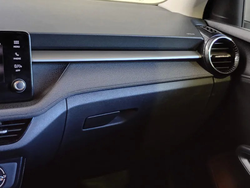 skoda-fabia-2025-gasolina-999cc
