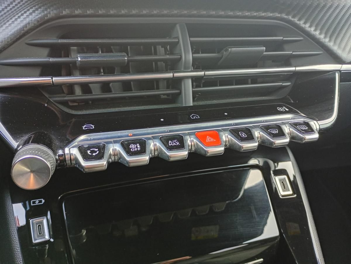 peugeot-2008-2024-gasolina-1199cc