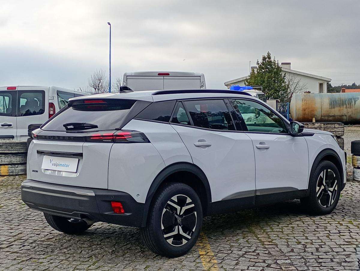 peugeot-2008-2024-gasolina-1199cc