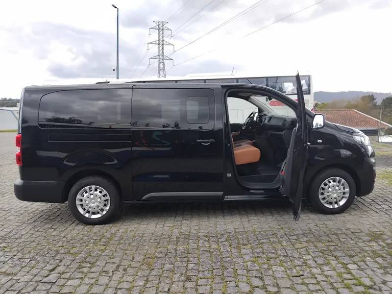 opel-vivaro-2024-diesel-1499cc