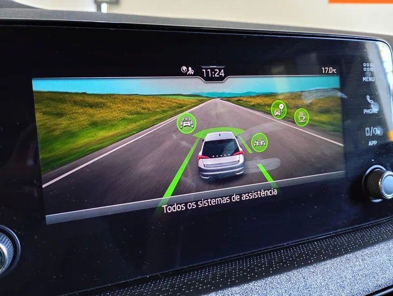 skoda-scala-2025-gasolina-999cc