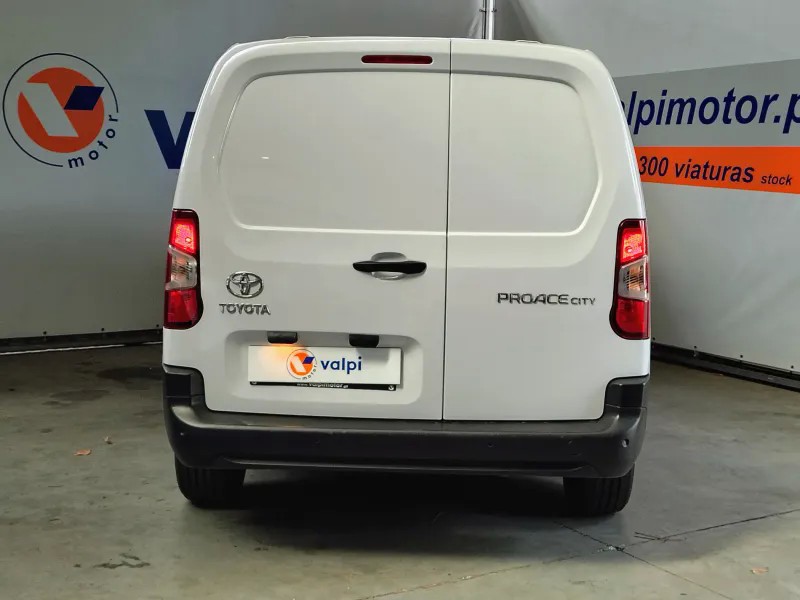 toyota-proace-2024-diesel-1499cc