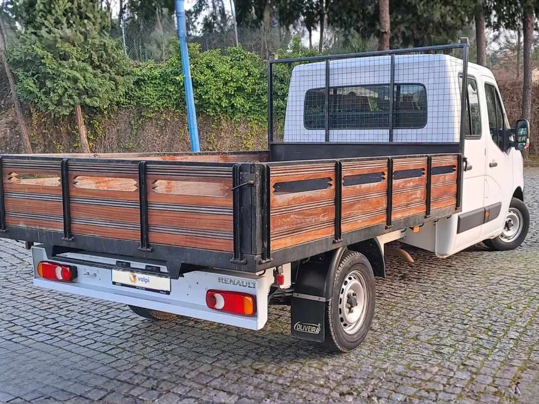 renault-master-2023-diesel-2300cc