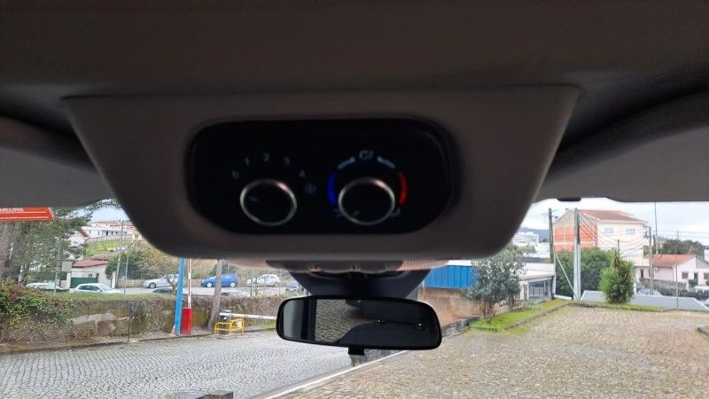 ford-transit-2024-diesel-2000cc
