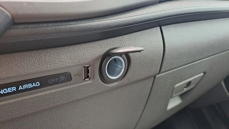 ford-transit-2024-diesel-2000cc