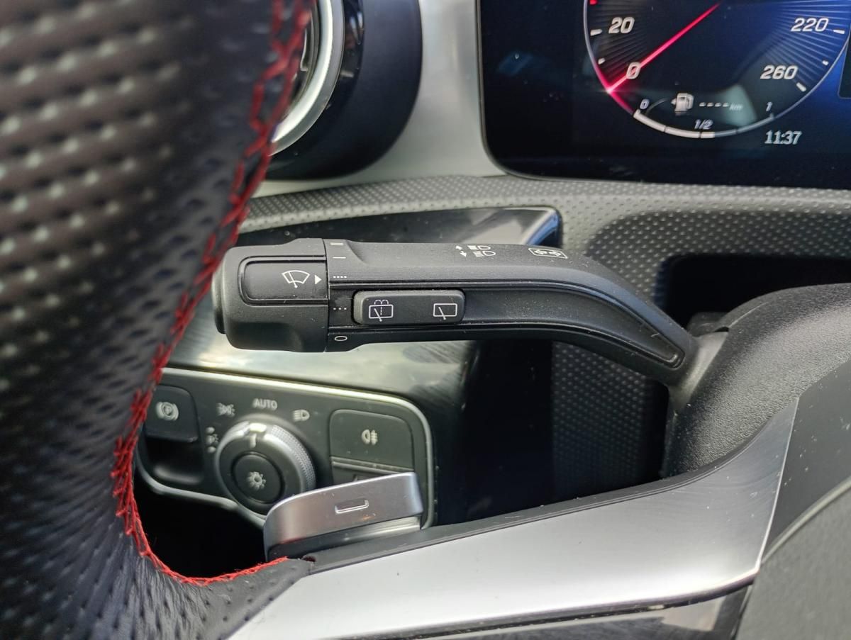 mercedes-benz-classe-a-2024-hibrido-a-gasolina-1332cc