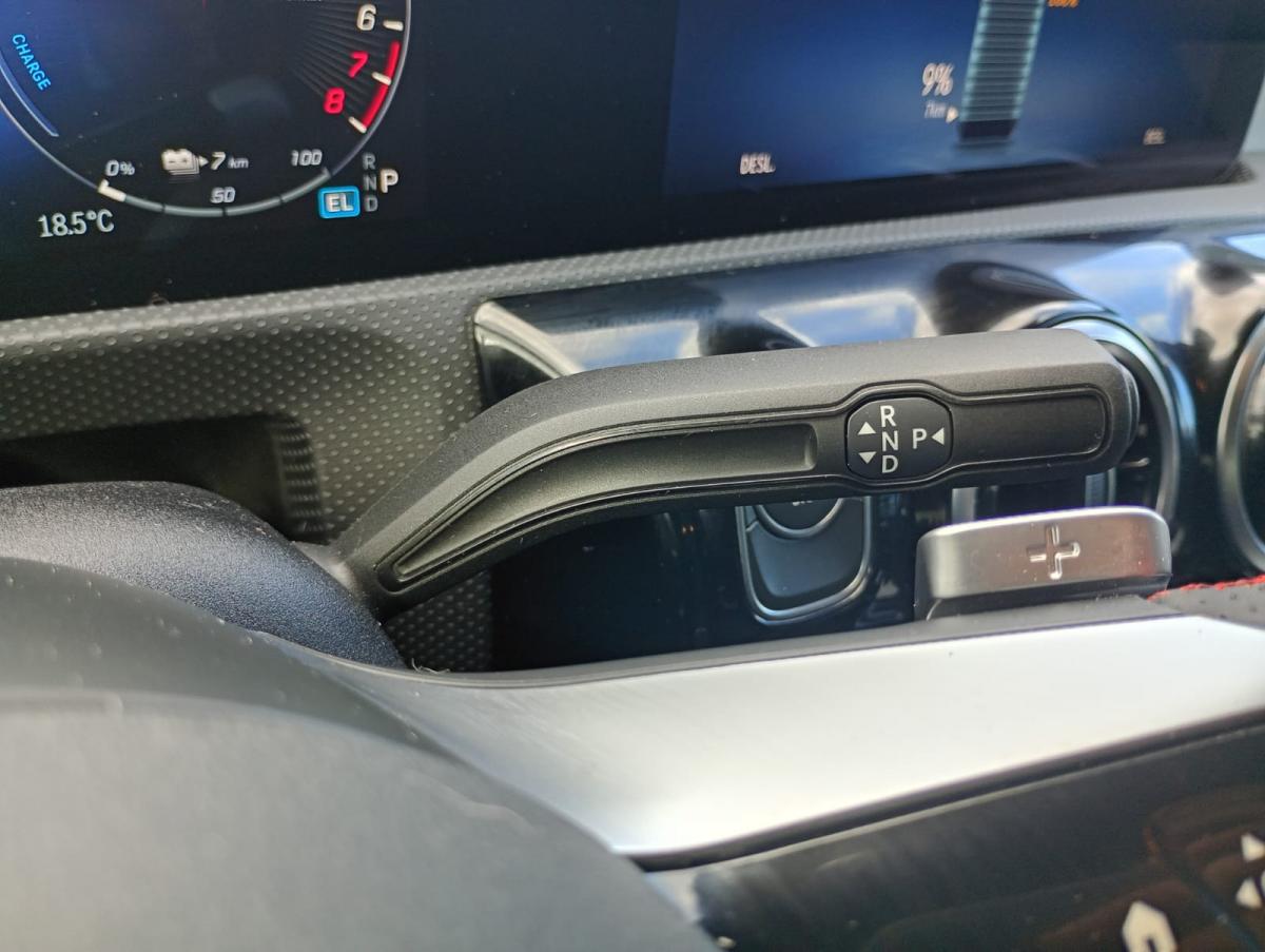 mercedes-benz-classe-a-2024-hibrido-a-gasolina-1332cc