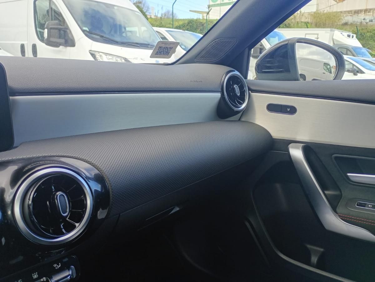 mercedes-benz-classe-a-2024-hibrido-a-gasolina-1332cc