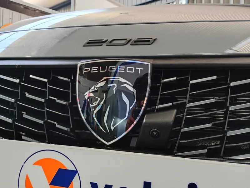peugeot-208-2024-gasolina-1199cc