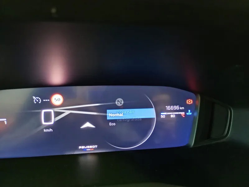 peugeot-208-2024-gasolina-1199cc