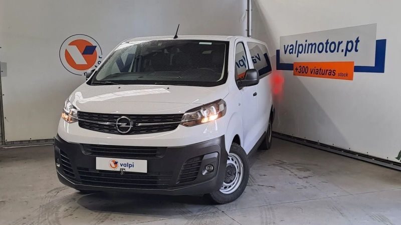 opel-vivaro-2023-diesel-1499cc