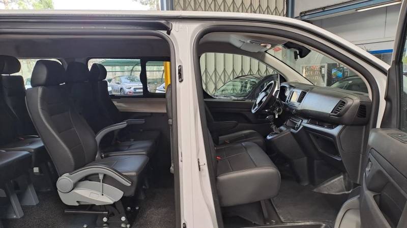 opel-vivaro-2023-diesel-1499cc