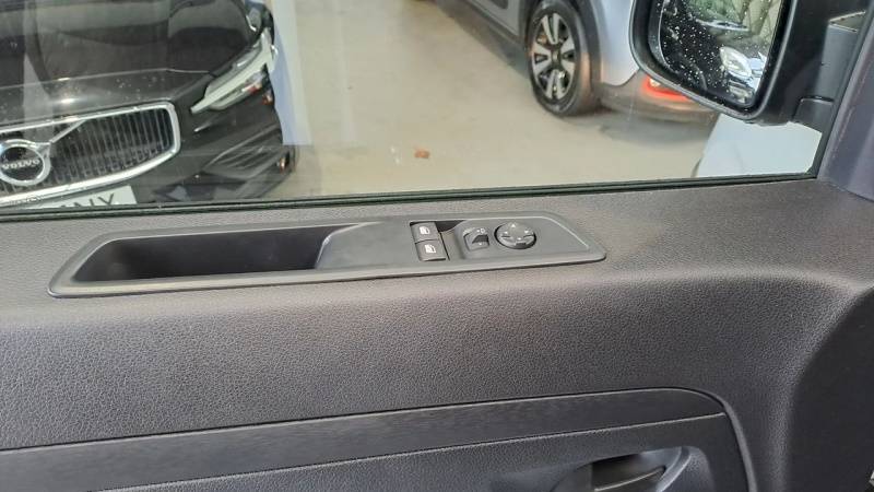 opel-vivaro-2023-diesel-1499cc