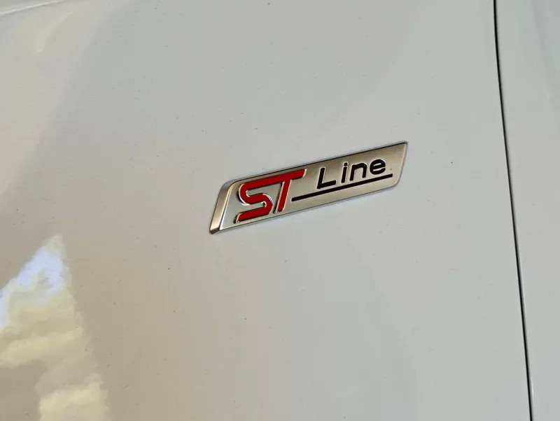 ford-puma-2025-gasolina-998cc