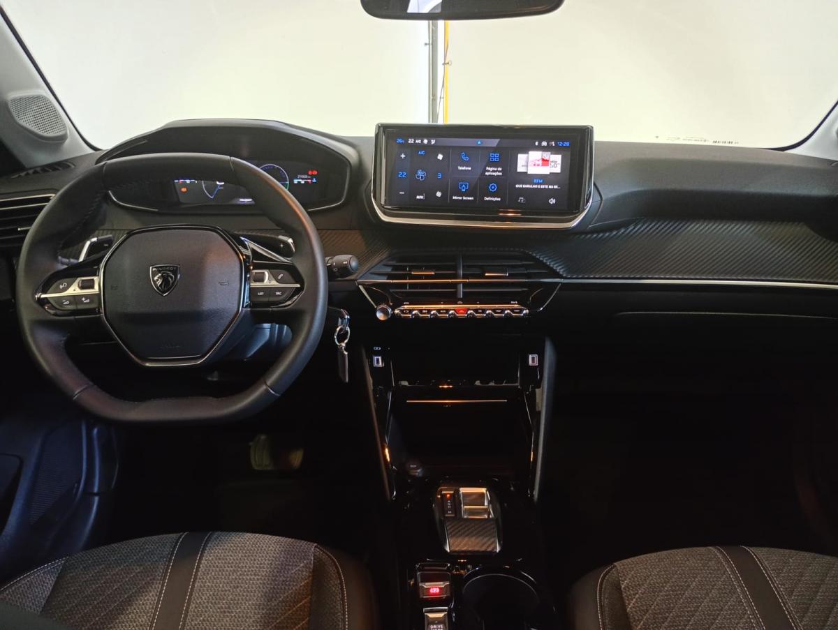 peugeot-208-2024-gasolina-1199cc